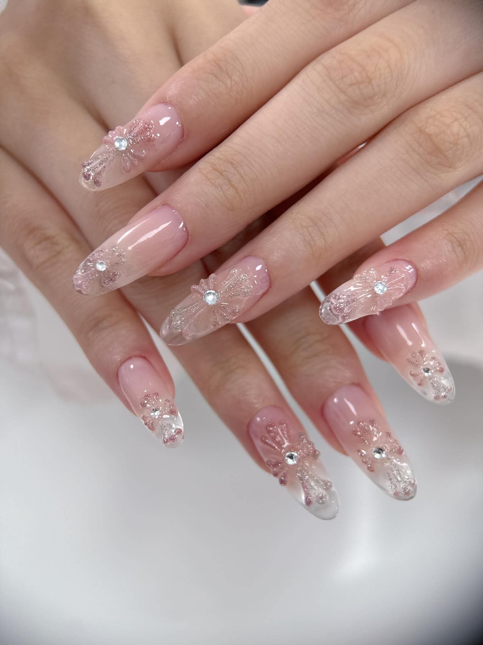 Nail Hàn